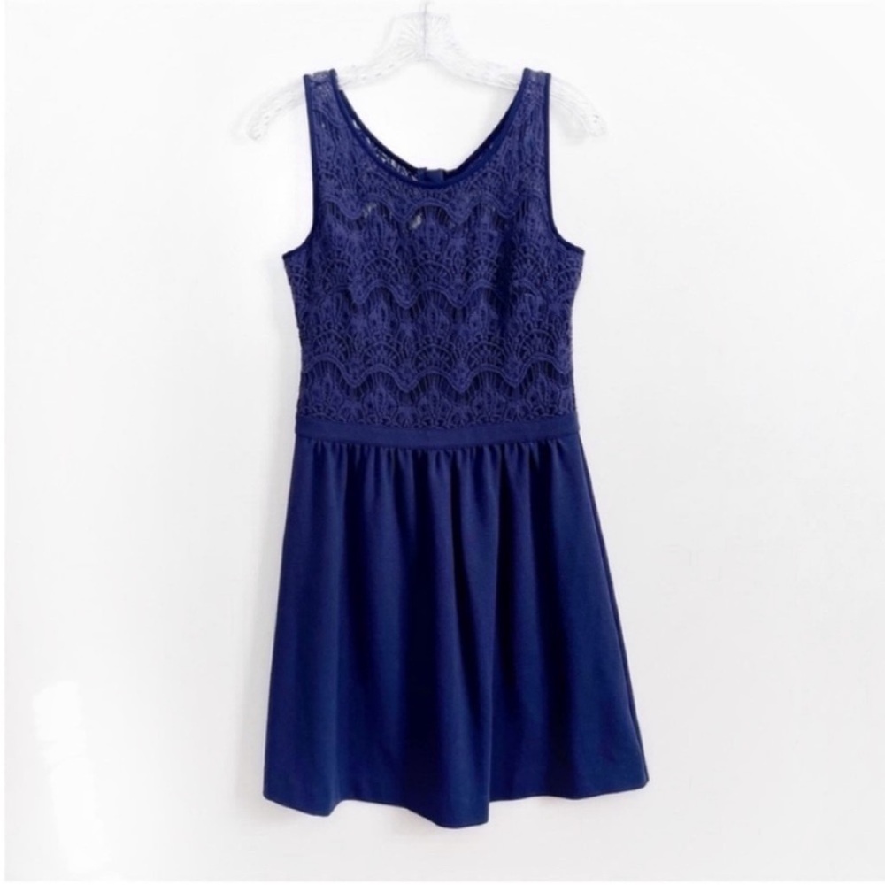 Lilly Pulitzer Rhea dress navy blue ponte lace sleeveless preppy - Picture 2 of 8